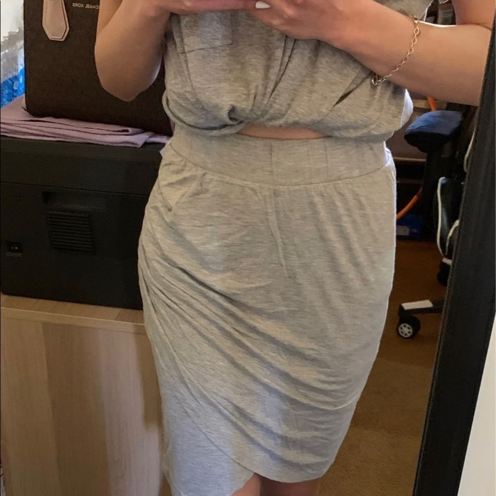Skirt - Picture 3 of 3